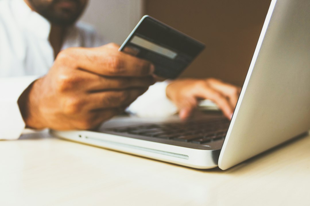 WooCommerce Payment Gateway Fees: How to Calculate Real Order Profit 1 Online card payment illustrating WooCommerce payment gateway fee and profit calculations